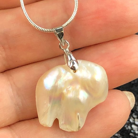 NEW - Hawaiian Freshwater Baroque Pearl Pendant Necklace Set in 8KT GP Setting - Picture 7 of 16